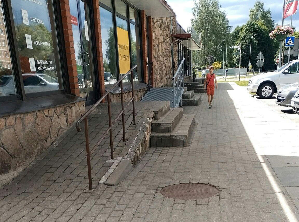 Uzbrauktuves