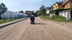 Iela ar grants segumu